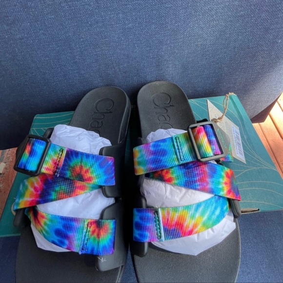 New in box Women's Chillos Slide Dark Tye Dye
(NWT size 10 - Picture 8 of 9